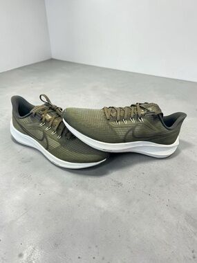 Nike Air Zoom Pegasus 39 "Cargo Khaki"